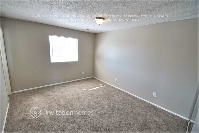 Building Photo - 3731 West Myrtle Ave