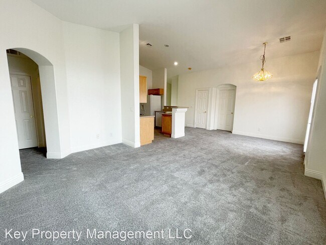 Building Photo - 2 br, 2 bath House - 3308 Jamaica Princess...