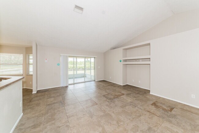 Foto del edificio - 6603 67th St E