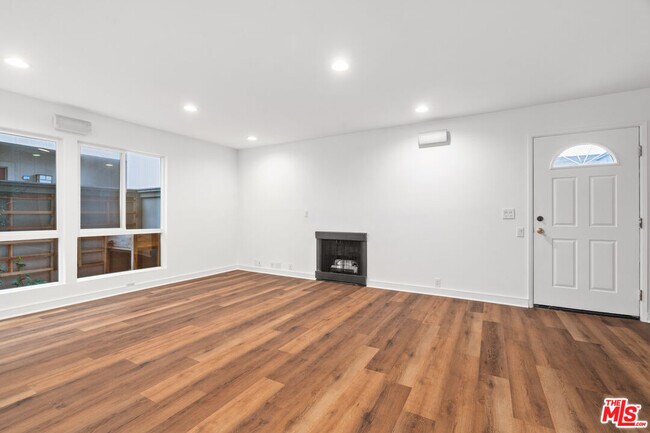 Foto del edificio - 2508 Arizona Ave