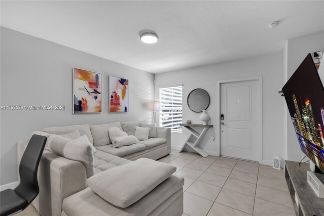 Foto del edificio - 496 NE 4th Ln