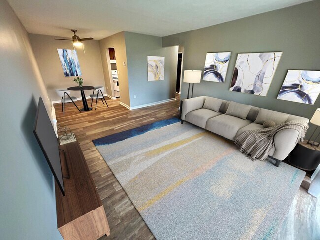 1 habitación, 1 baño - 650 pies cuadrados Sala, comedor - Cedar Ridge