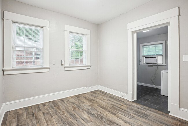 Building Photo - 1643 Ralph David Abernathy Blvd SW