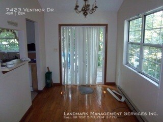 Building Photo - 7423 Ventnor Dr