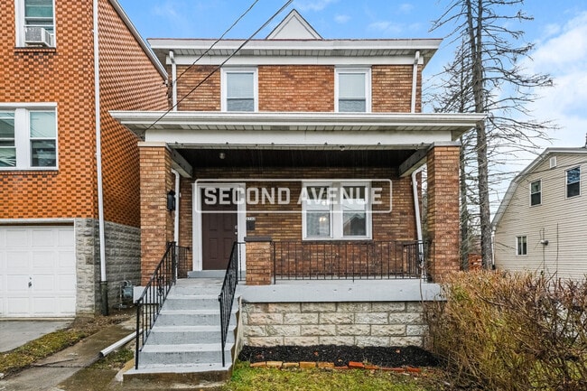 Building Photo - 1732 Concordia St