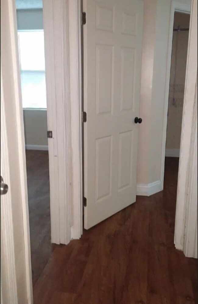 Foto del edificio - 1715 Palmetto Ave