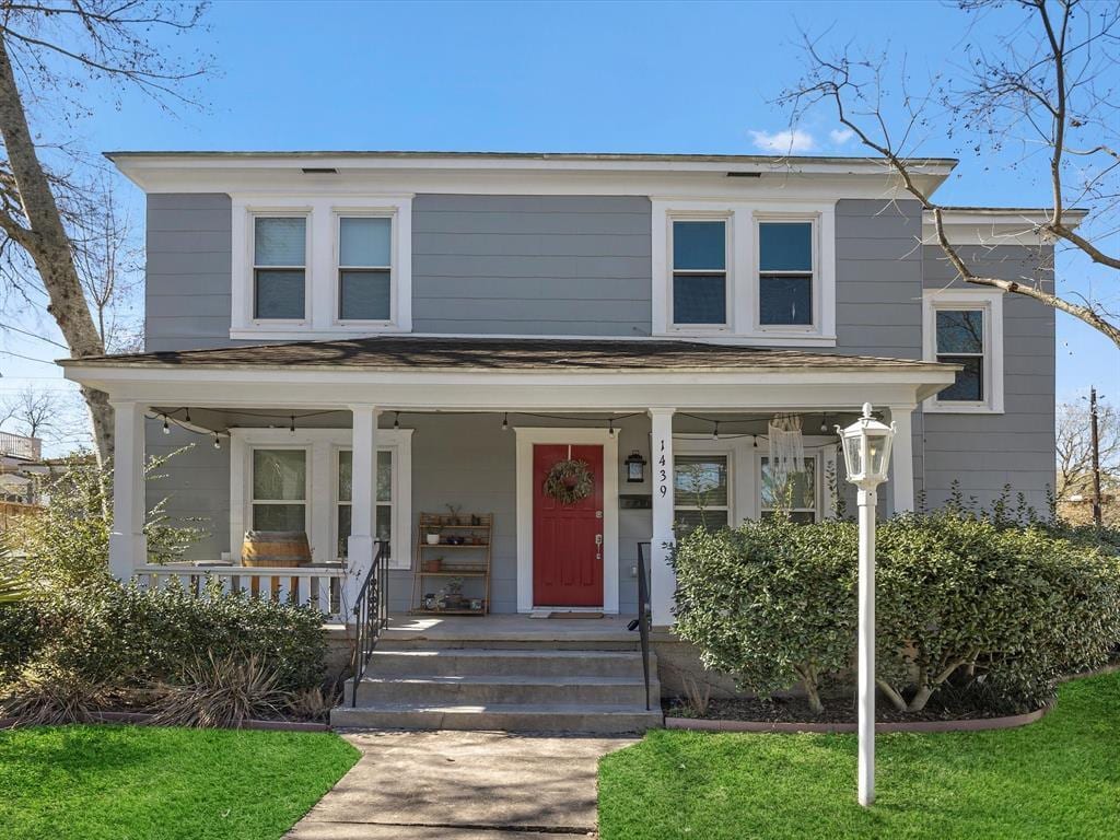 Primary Photo - 402 W 15th St