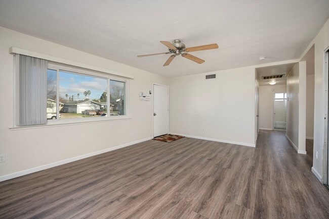 Building Photo - 2168 Ferran Ave