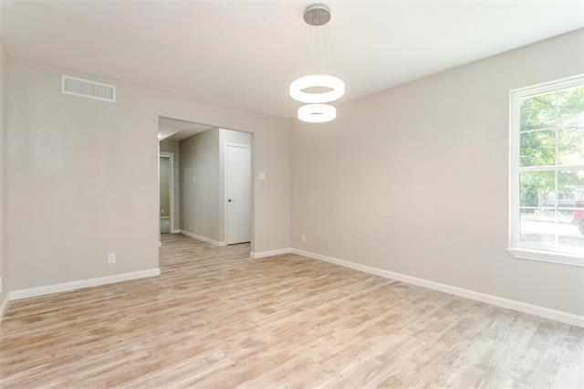 Building Photo - 1621 Aldridge Dr