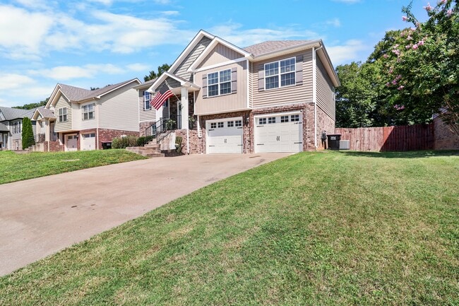 Building Photo - 773 Banister Dr