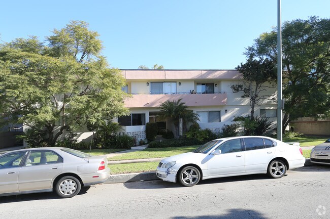 Building Photo - 3734 Clarington Ave