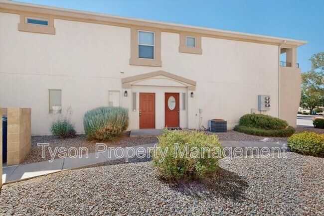 Foto del edificio - 5648 Valle Alegre Pl NW
