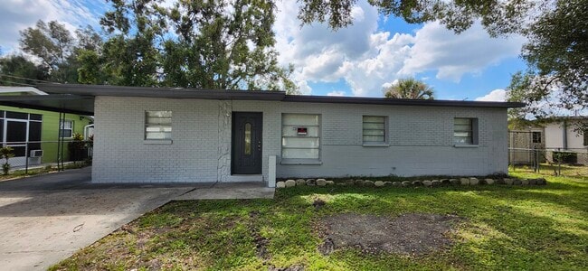 Foto del edificio - 4903 South 82nd Street