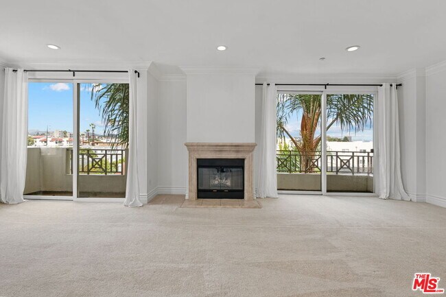 Foto del edificio - 1337 Wellesley Ave