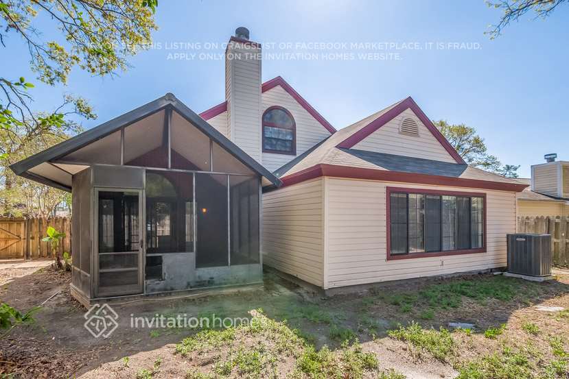Building Photo - 8104 Kilwinning Ln