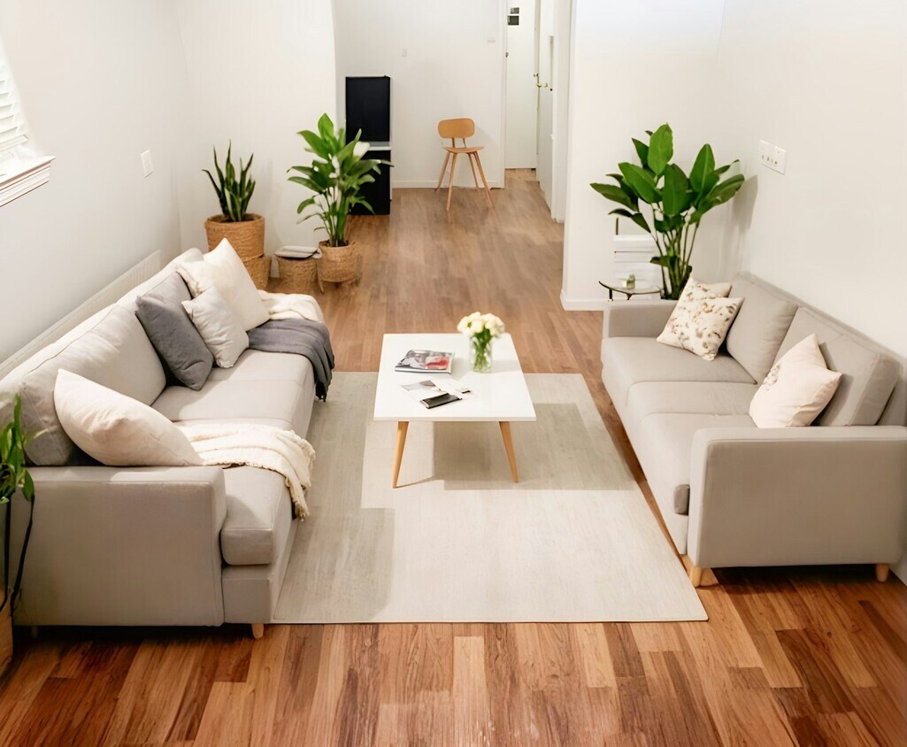 Photo - 7931 Olive Street