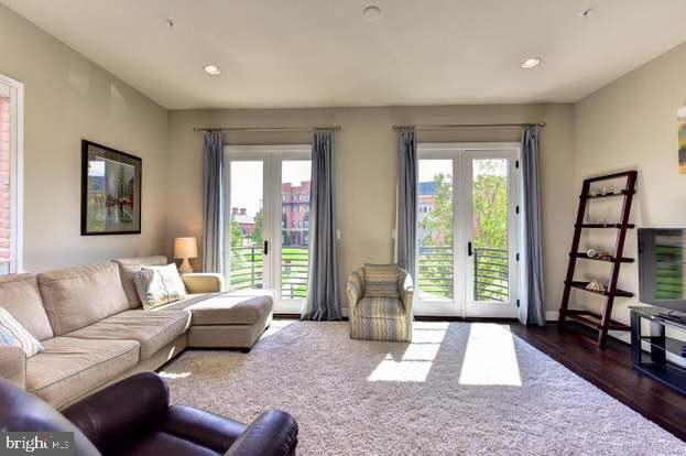 Foto del edificio - 716 E Howell Ave