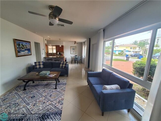 Building Photo - 274 Basin Dr