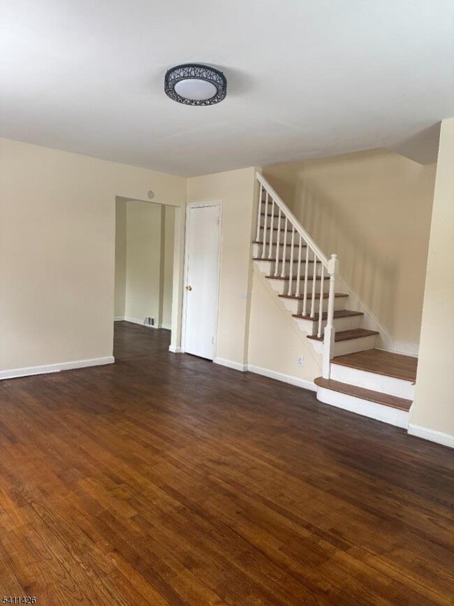 Building Photo - 128 Lincoln St