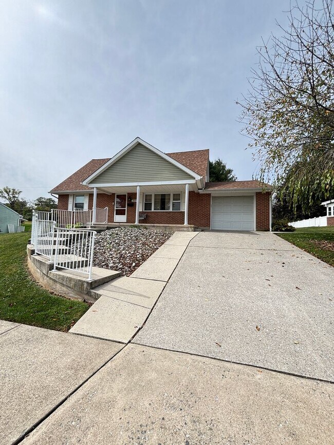 Foto del edificio - Spacious 3br Home for rent located in Whit...