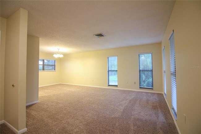 Building Photo - 2014 Charnes Dr