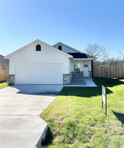 Primary Photo - 609 Mesquite Dr