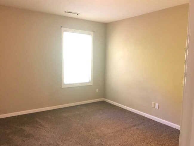 Foto del edificio - 108 Creekside Drive