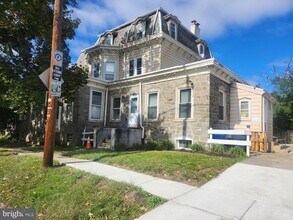 Building Photo - 6709 N 6th St