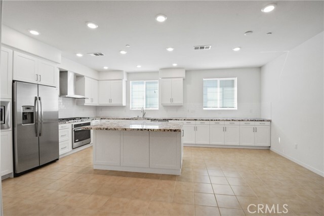 Building Photo - 137 Cadence