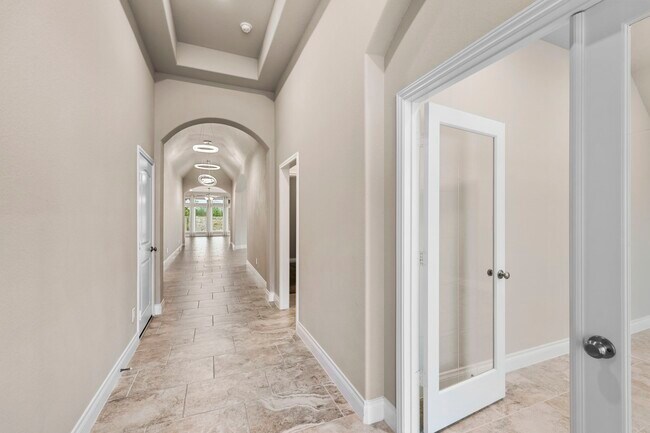 Foto del edificio - 5615 Alexan Crest Dr