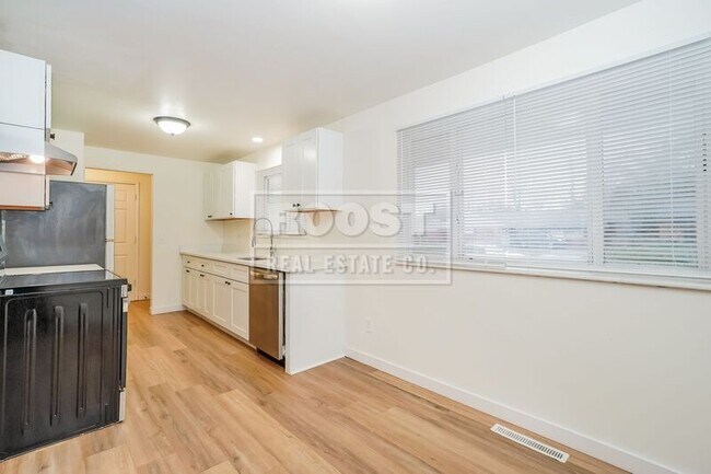 Foto del edificio - 6311 Brauning Dr