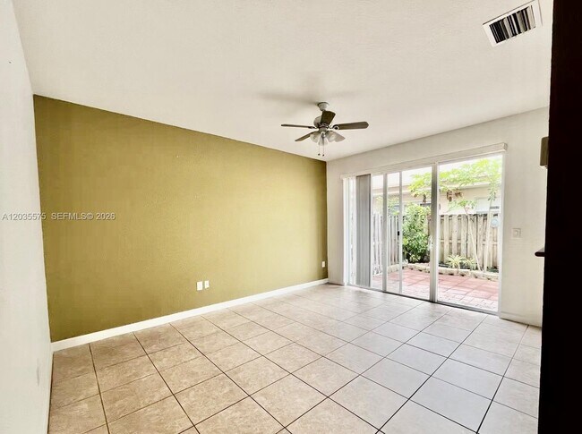 Foto del edificio - 12842 SW 135th St