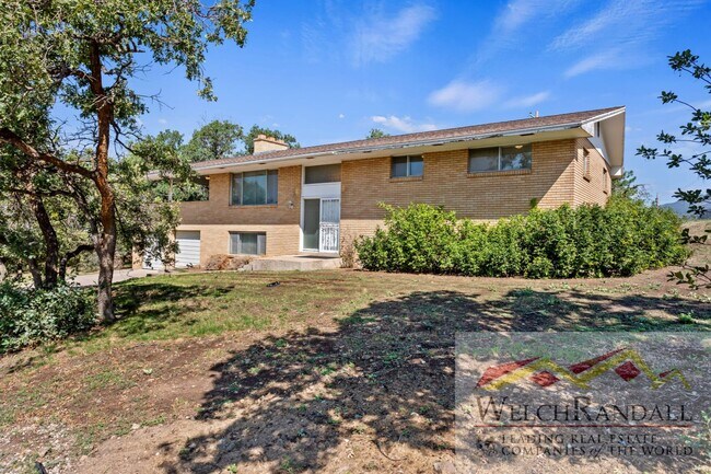 Building Photo - 5 Bedroom Layton Home