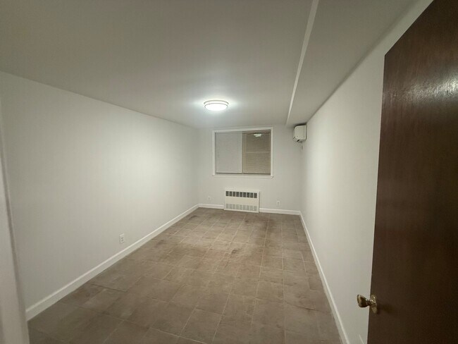 Foto del edificio - 4031 202nd St