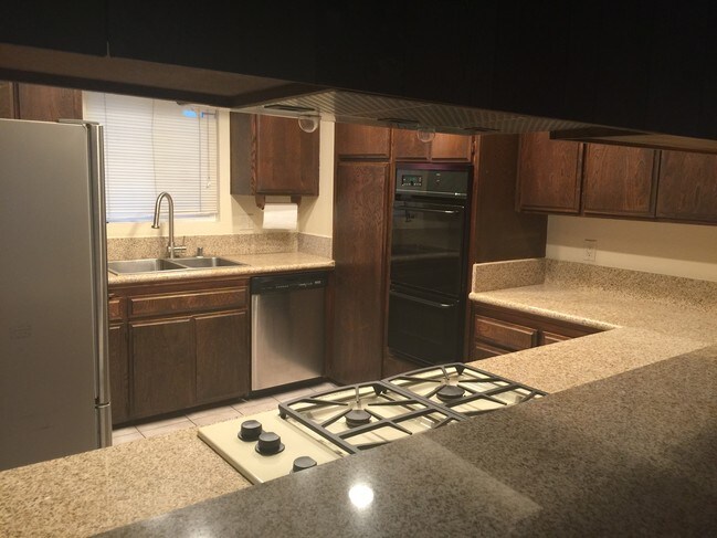 Cocina del tercer nivel - 627 2nd St
