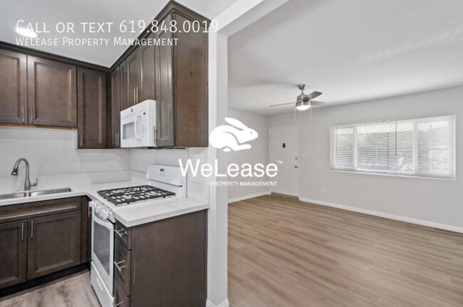 Building Photo - Cozy 2 Bed, 1 Bath Gem Available Now in Lo...