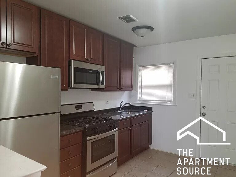 3441 S Central Ave Unit 4, Cicero, IL 60804 Condo for Rent in Cicero, IL