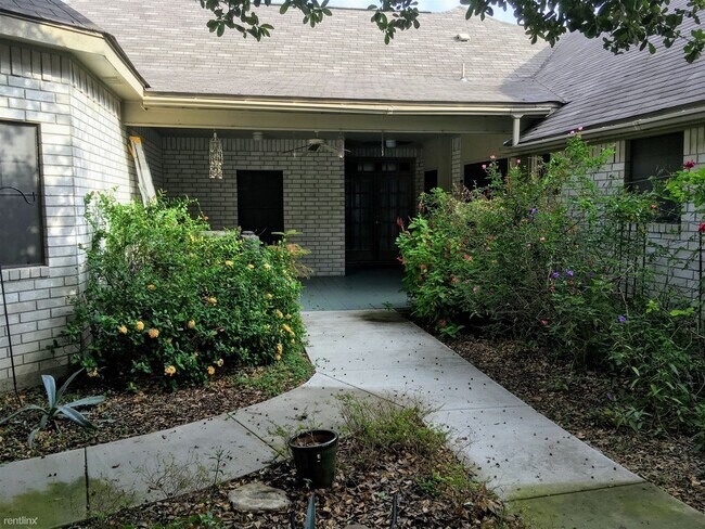 Foto del edificio - 3 br, 3 bath House - 516 East Water Lilly ...