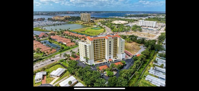 Building Photo - 501 Haben Blvd