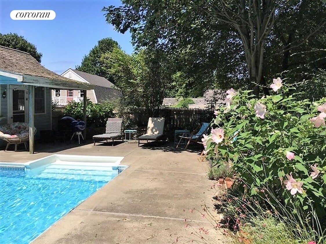 Primary Photo - 57 N Menantic Rd