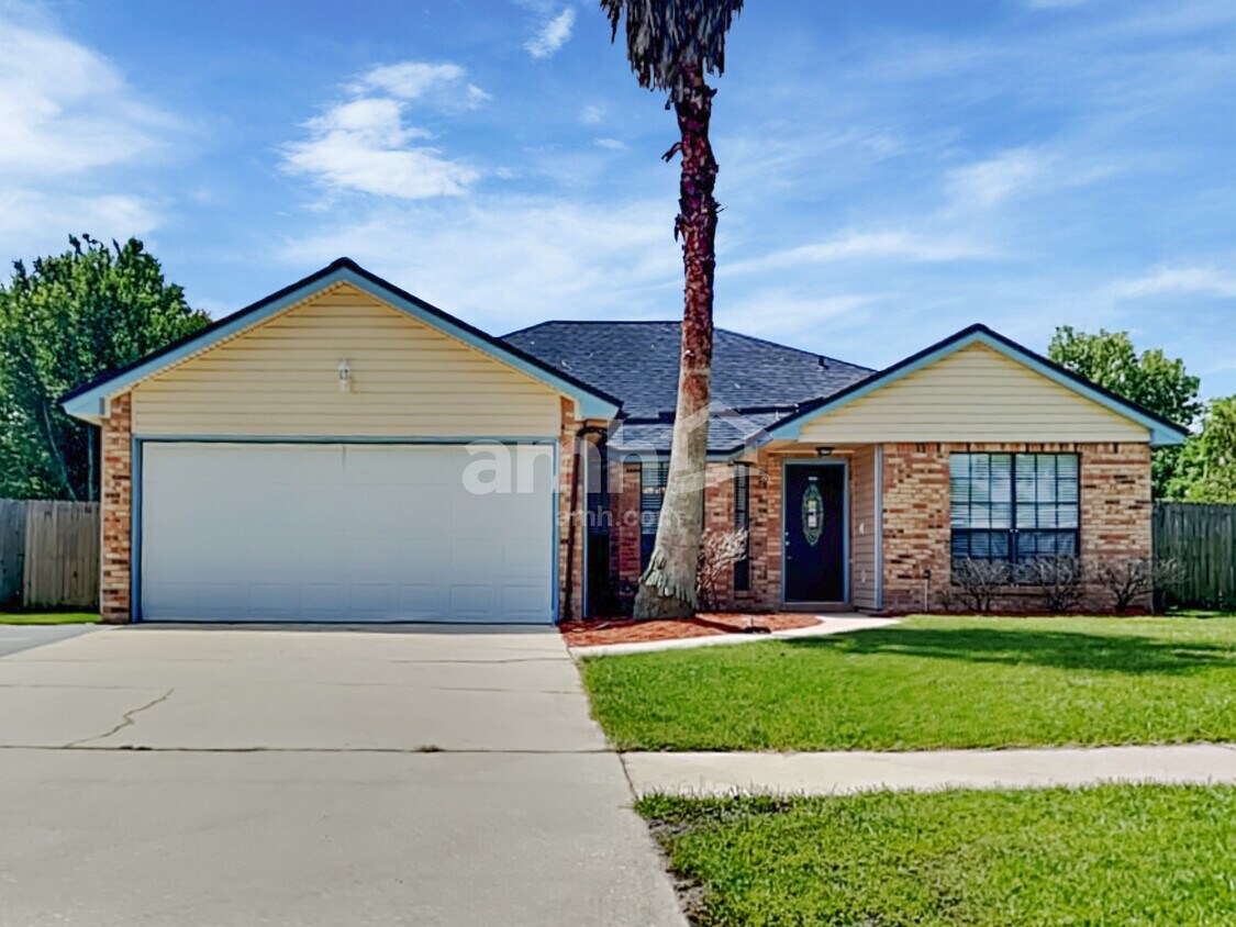 Foto principal - 2483 Ambrosia Dr