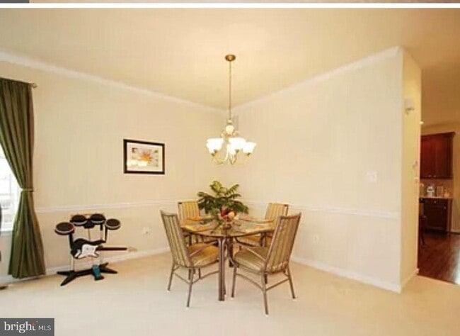 Building Photo - 7376 Mockingbird Cir