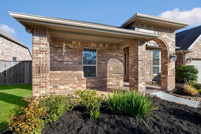 Building Photo - 18855 Collins View Dr
