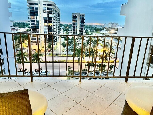 Foto del edificio - 2030 S Ocean Dr