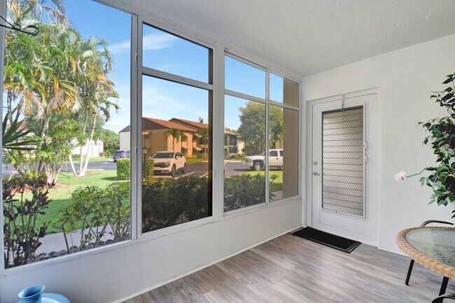 Building Photo - 3492 La Mar Ct