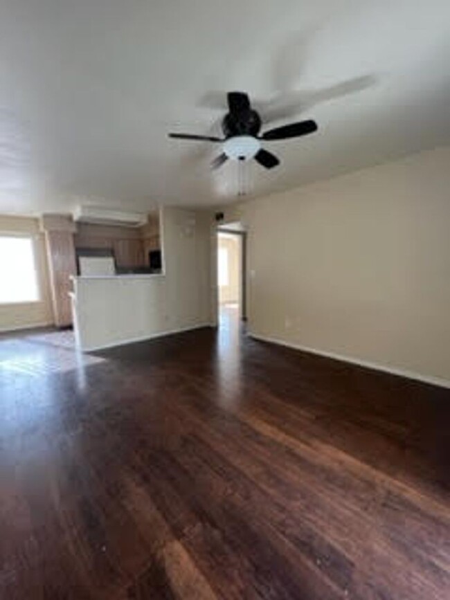 Foto del edificio - 2 Bedroom Located in Canyon Willow!