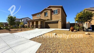 Building Photo - 11760 Sierra Rd