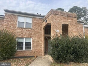 Building Photo - 7520 Rhode Island Ave