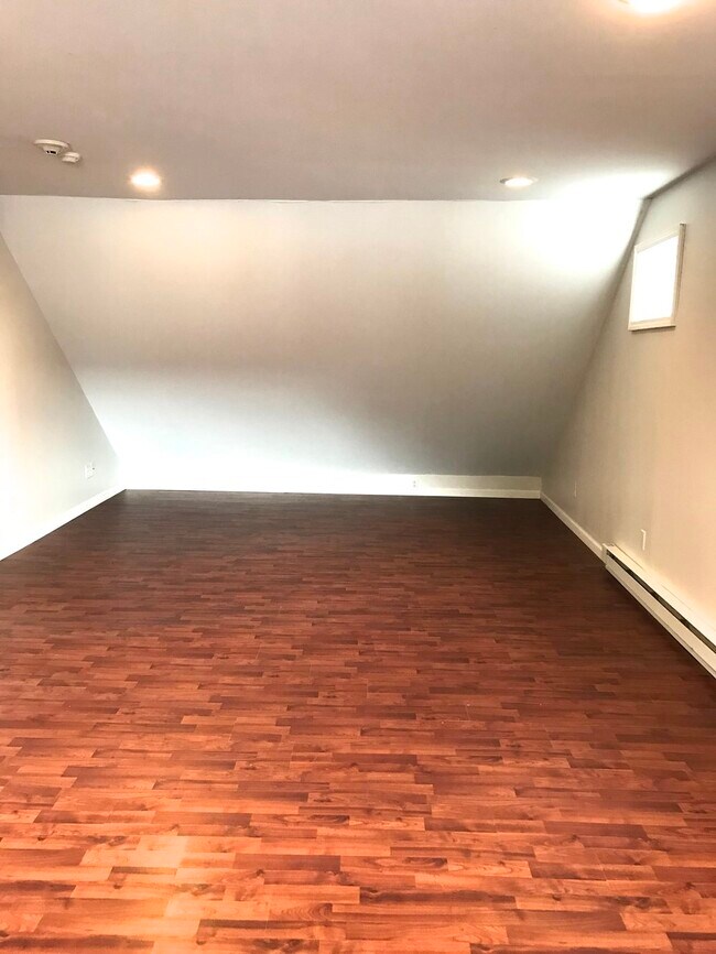 Foto del edificio - 13 Depot St