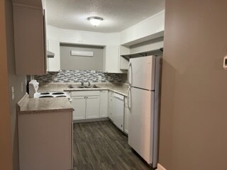 Building Photo - 1412 Potter Dr